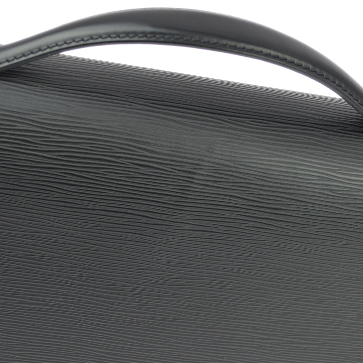 Louis Vuitton 2007 Black Epi Monceau 28 M52792
