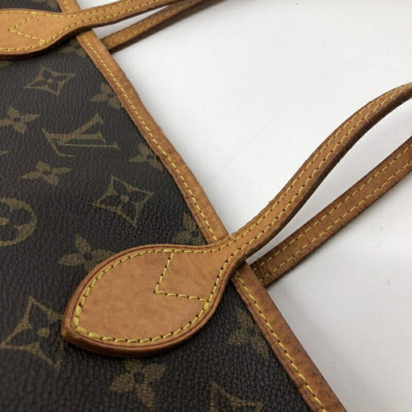 Louis Vuitton Neverfull Pm Tote
