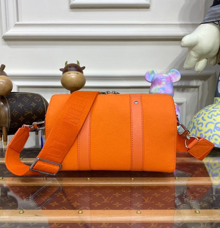 SAMC - LOV Bags - 980