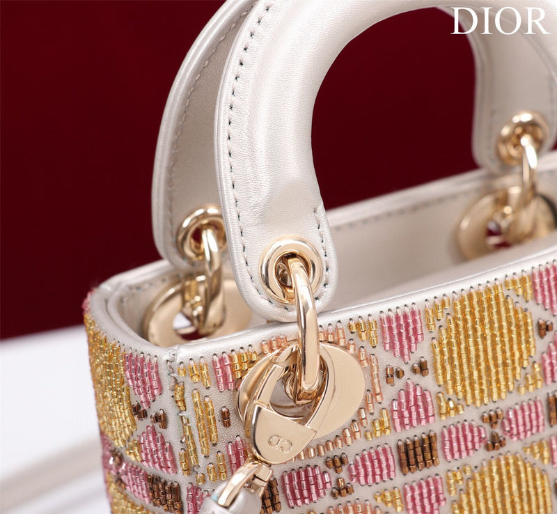 ELE - Dir Bags - 1698