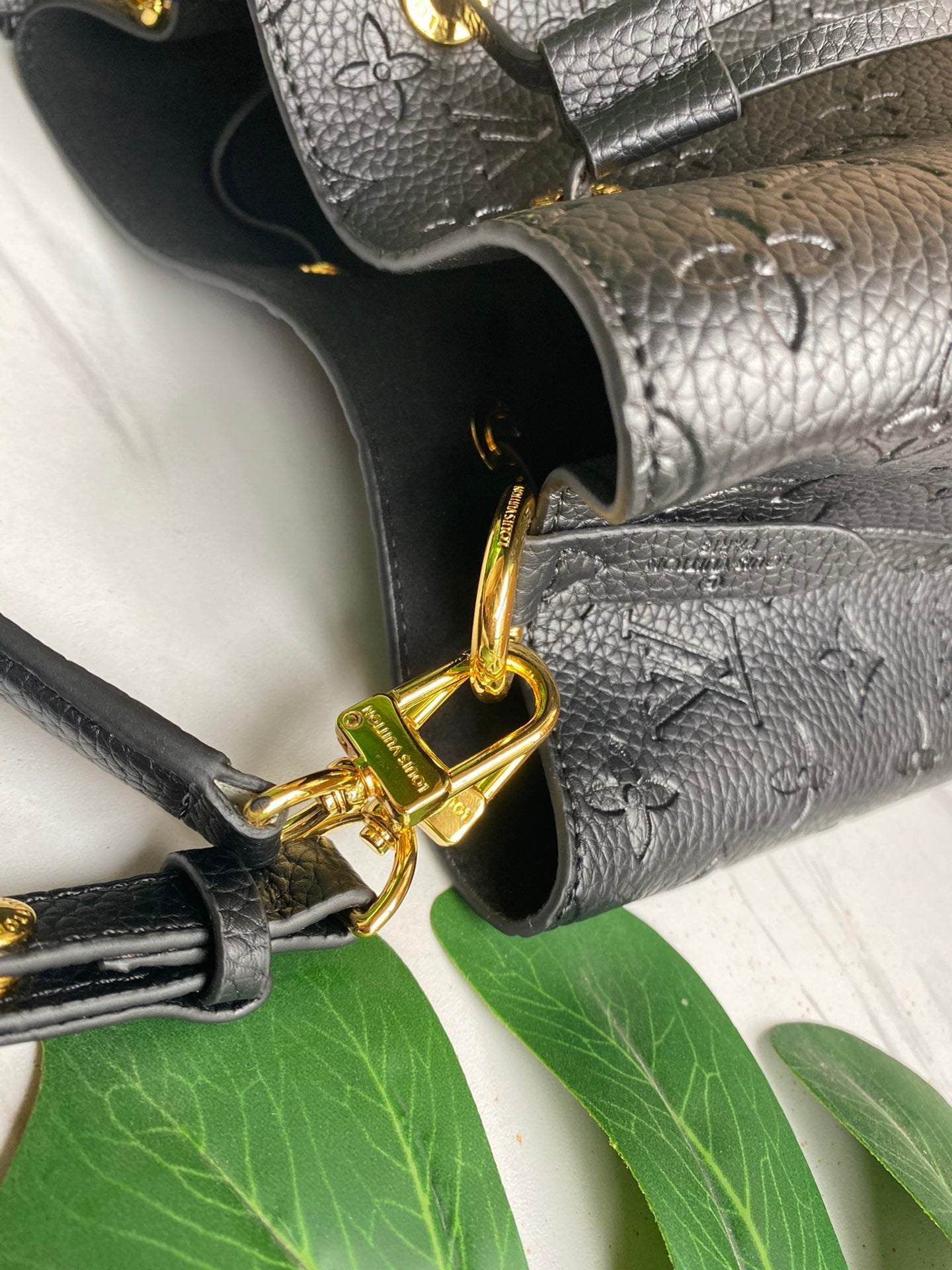 LV NeoNoe MM Bucket Bag Monogram Empreinte Black For Women, WomenÃ¢â‚¬â„¢s Handbags, Shoulder Bags 10.2in/26cm LV M45256