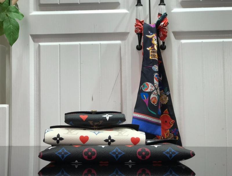 SAMC - LOV Bags - 2646