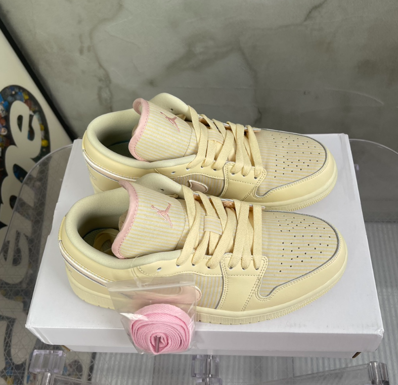 SAMC - NKE Shoes - 060