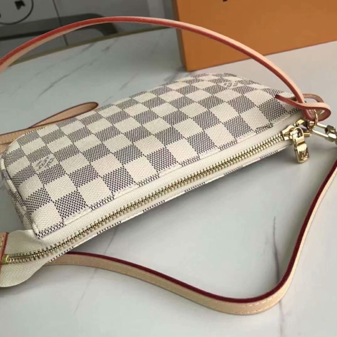 EN - New Arrival Bags LUV 140