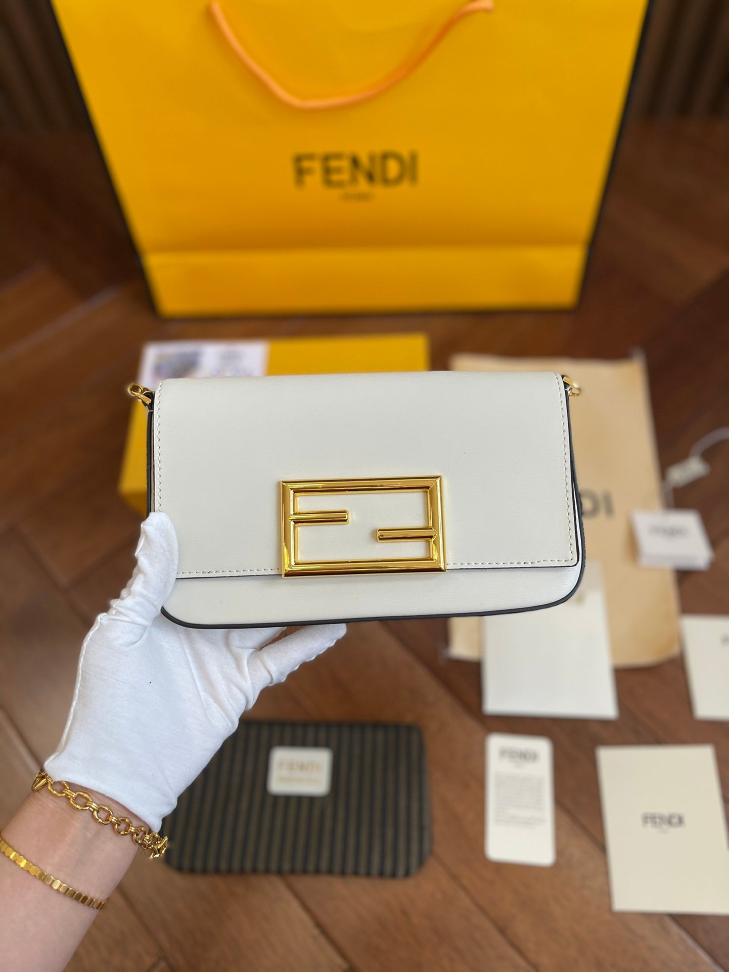 EN - New Arrival Bags FEI 250
