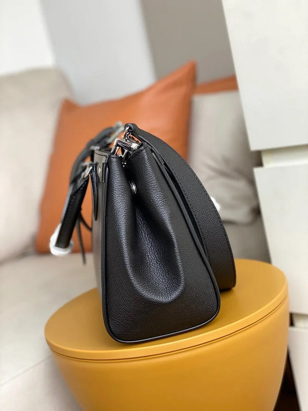 LOV2 Bags - Luxurious Bags  1426