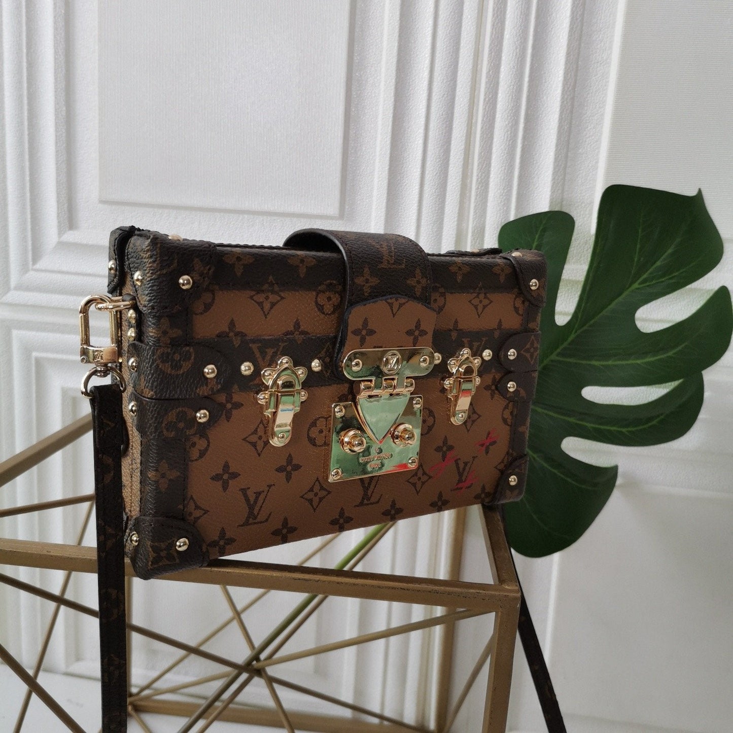 EN - New Arrival Bags LUV 241