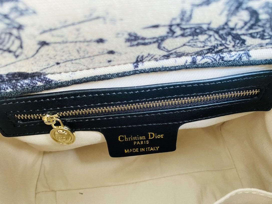 EN - New Arrival Bags DIR 288