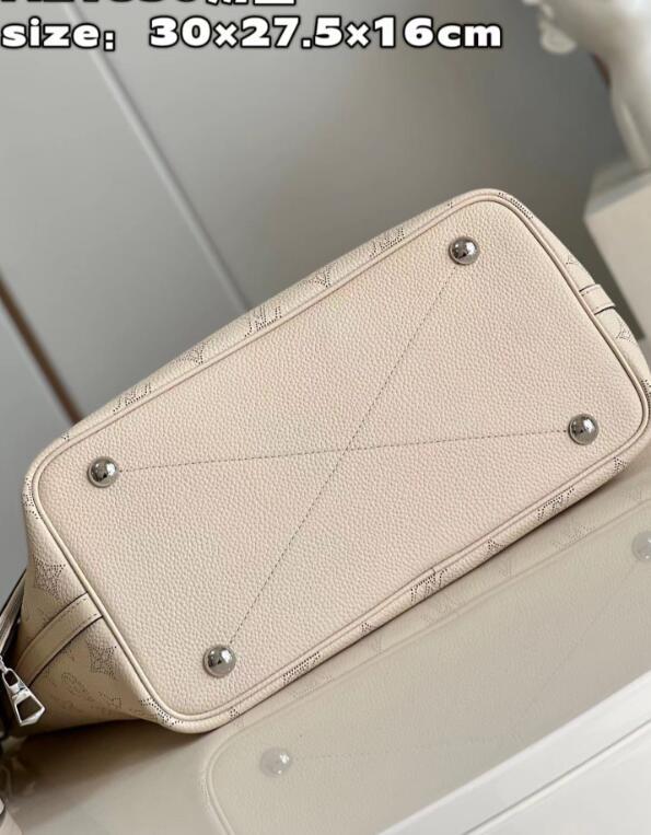 SAMC - LOV Bags - 1339