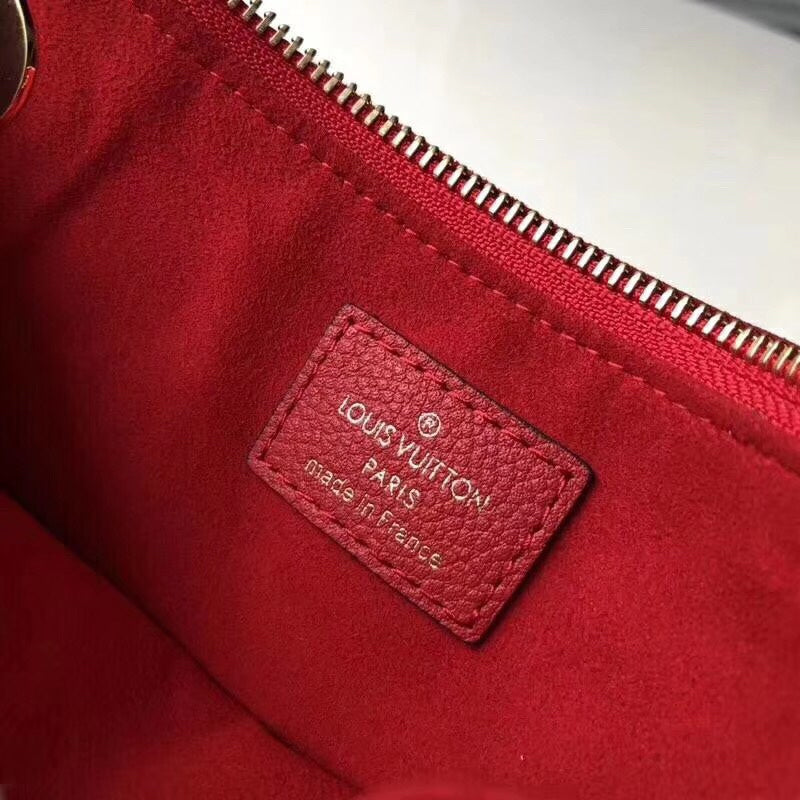 LOV2 Bags - Luxurious Bags  1069