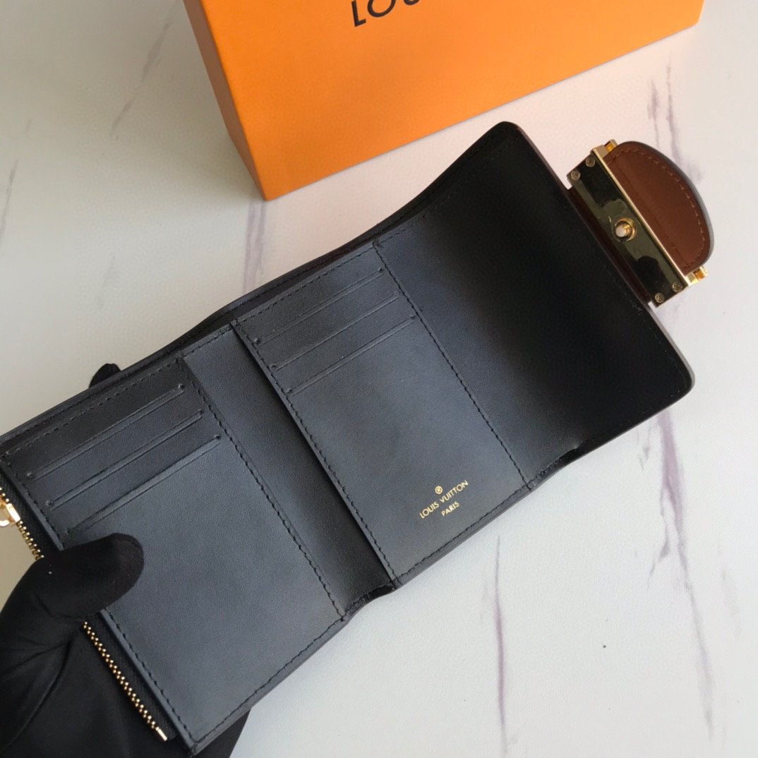 EN - New Arrival Bags LUV 051