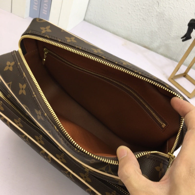LOV2 Bags - Luxurious Bags  2052