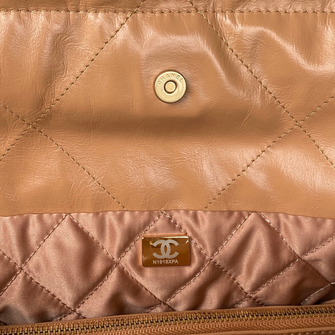 CHL 22 Handbag Gold Hardware Shiny Camel For Women Handbags, Shoulder Bags 16.5in/38cm AS3261 B08037 NB356