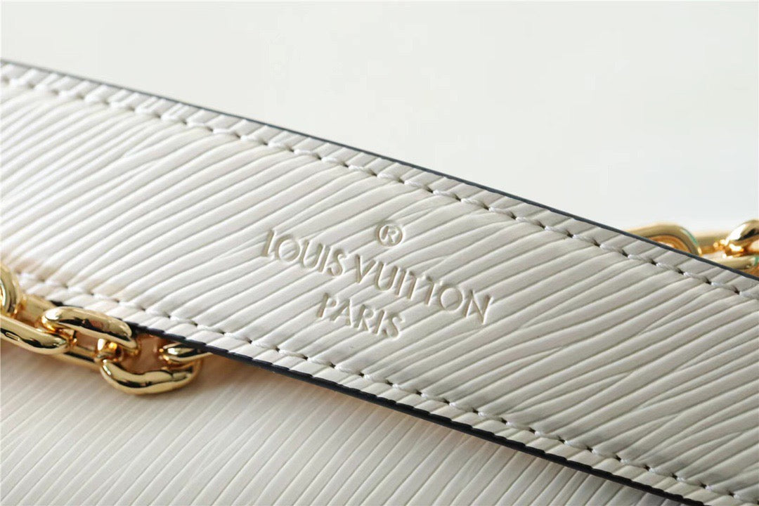 LV Twist MM Epi White For Women, WomenÃ¢â‚¬â„¢s Bags, Shoulder And Crossbody Bags 9.1in/23cm LV M55513