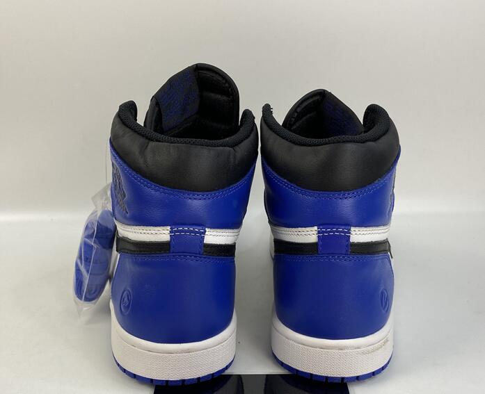 SAMC - NKE Shoes - 1420