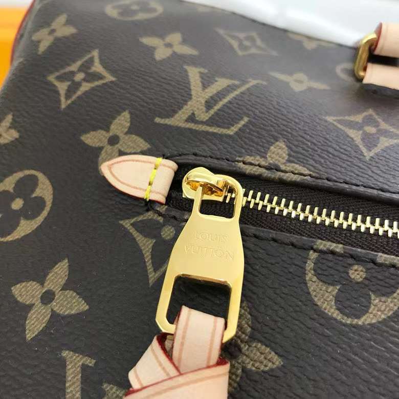 LOV2 Bags - Luxurious Bags  1131