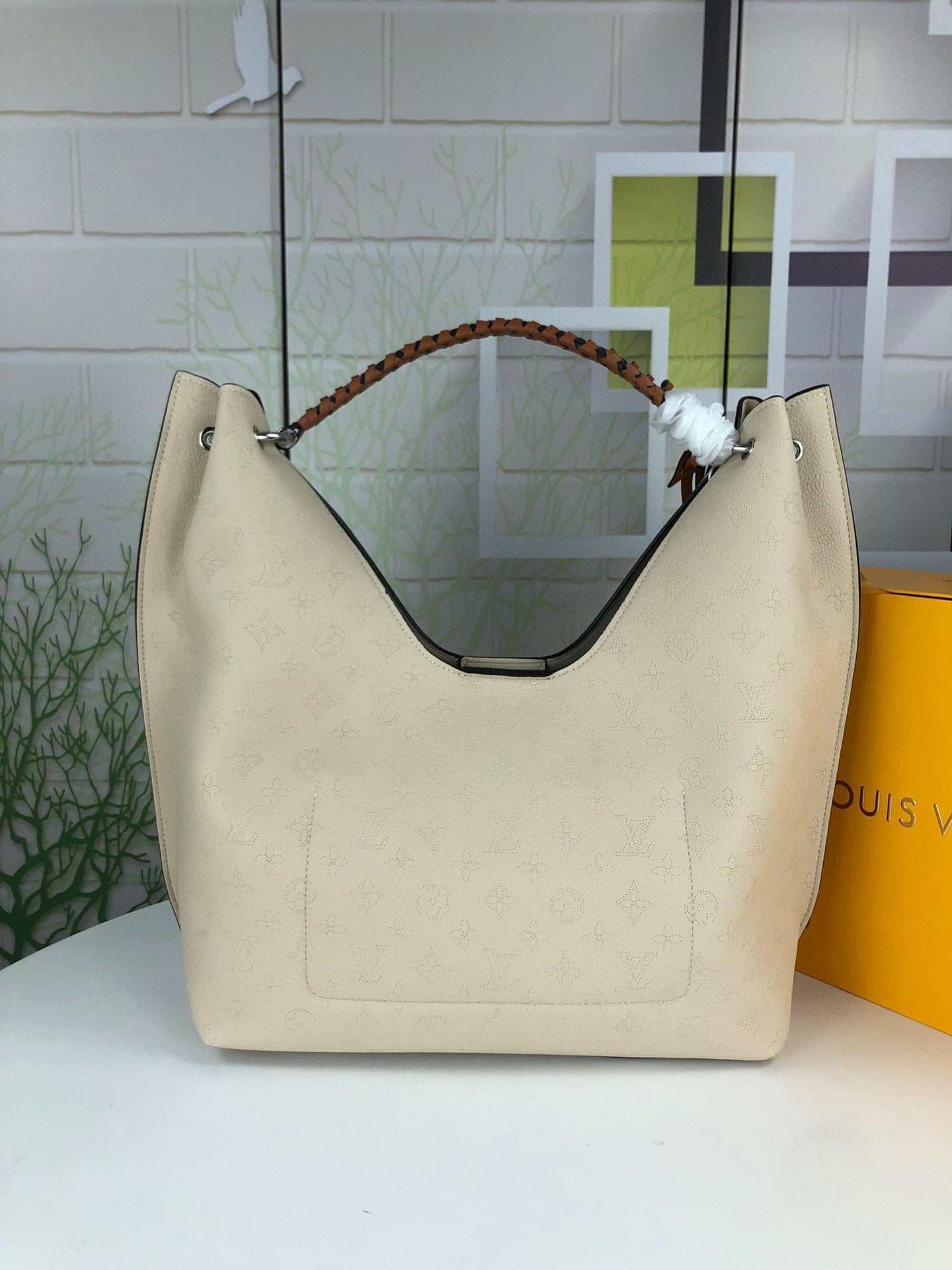 EN - New Arrival Bags LUV 050