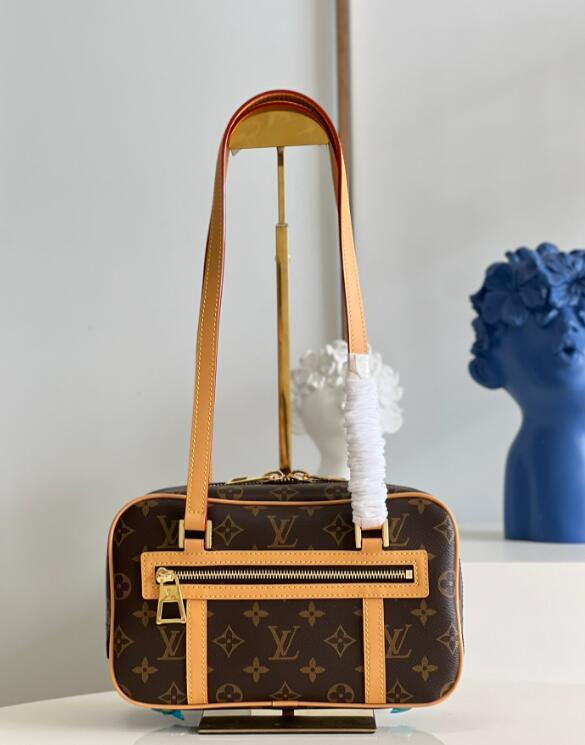 SAMC - LOV Bags - 1604