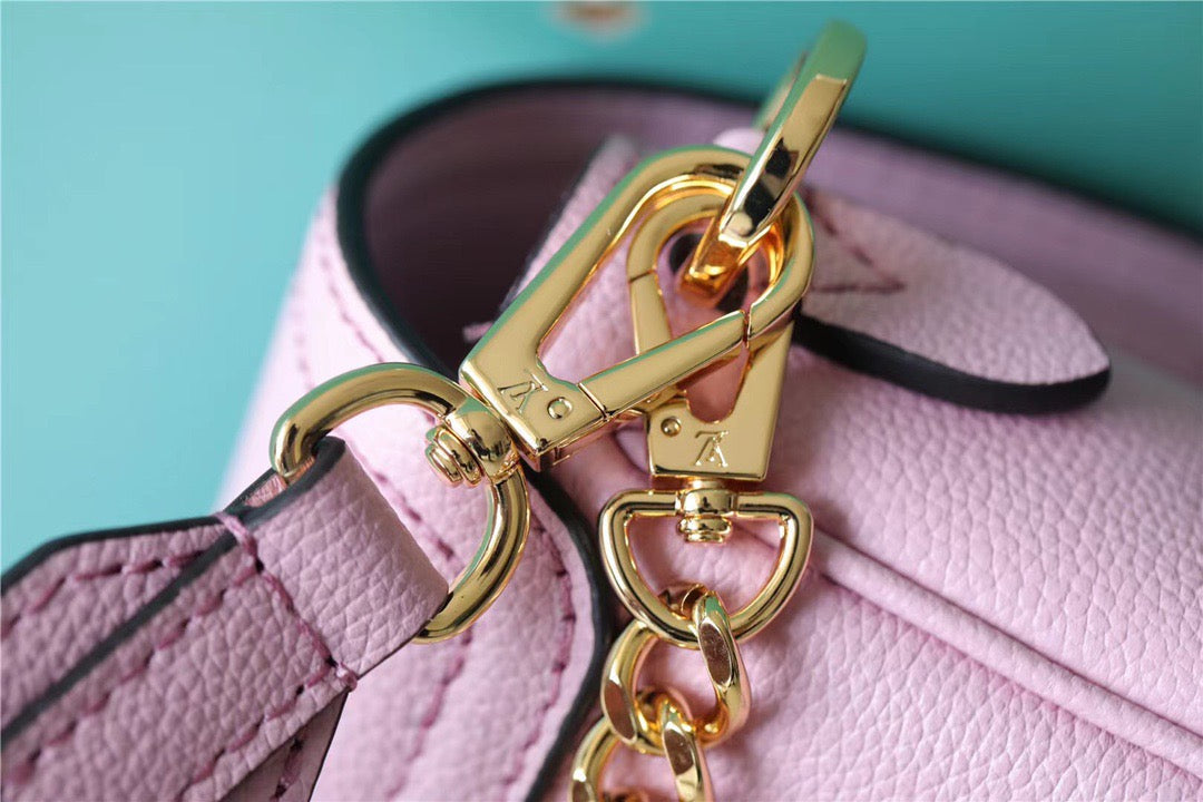 LV Lockme Tender Pink For Women, WomenÃ¢â‚¬â„¢s Handbags, Shoulder And Crossbody Bags 7.5in/19cm LVÃ‚Â 