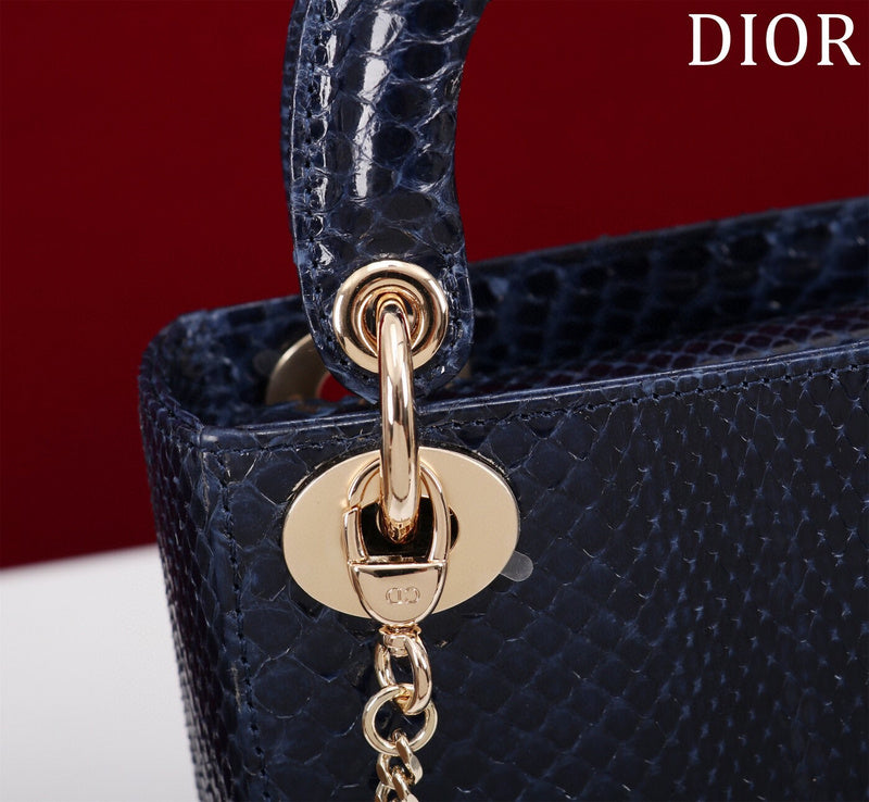 ELE - Dir Bags - 105