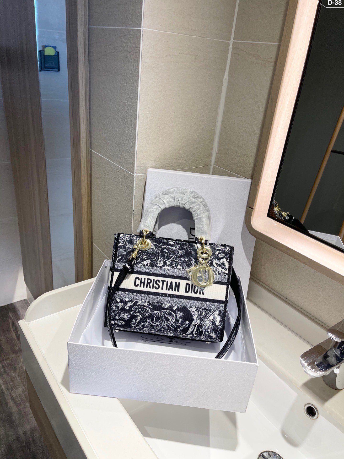 EN - New Arrival Bags DIR 301