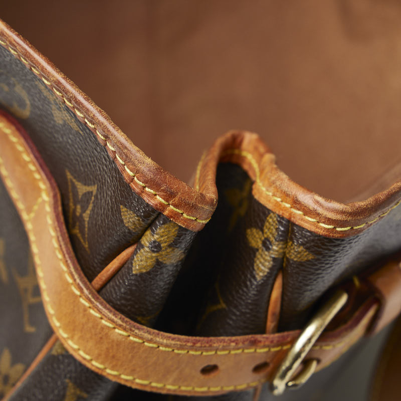 Louis Vuitton Monogram M51154 Shoulder Bag PVC/Leather Brown