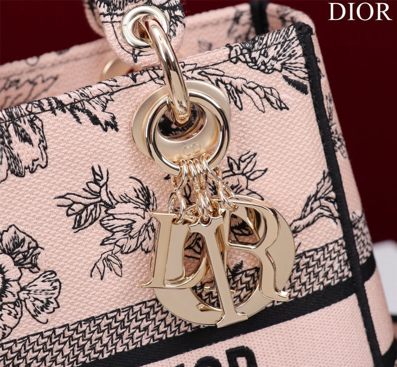 ELE - Dir Bags - 1705