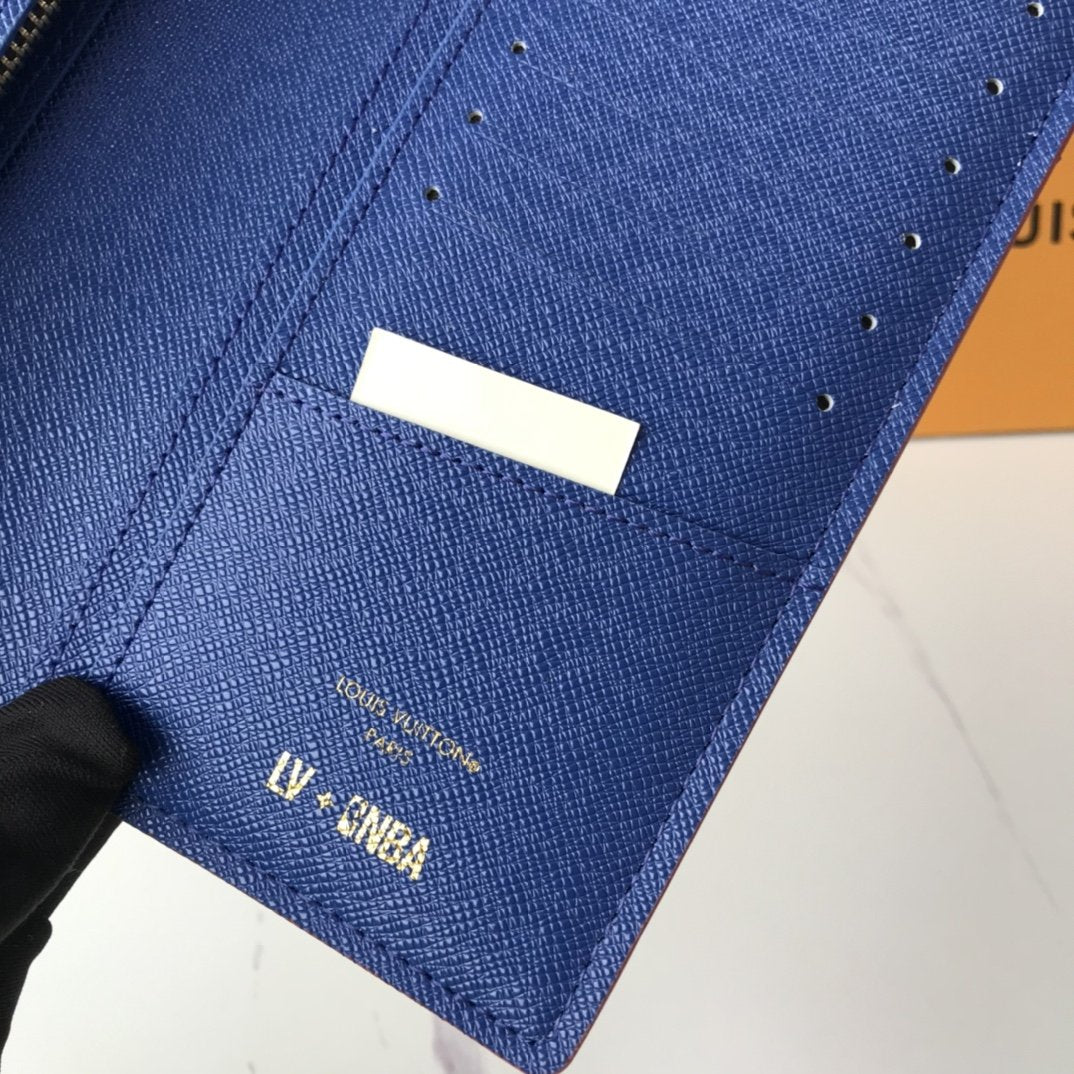 EN - New Arrival Wallet LUV 031