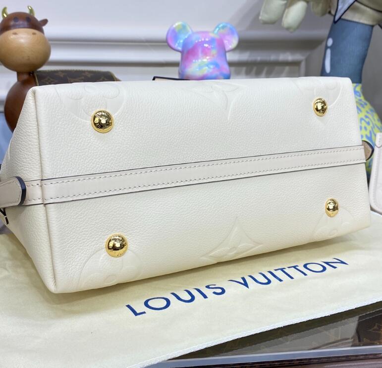SAMC - LOV Bags - 1502