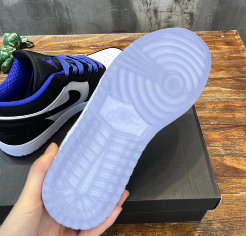 SAMC - NKE Shoes - 877