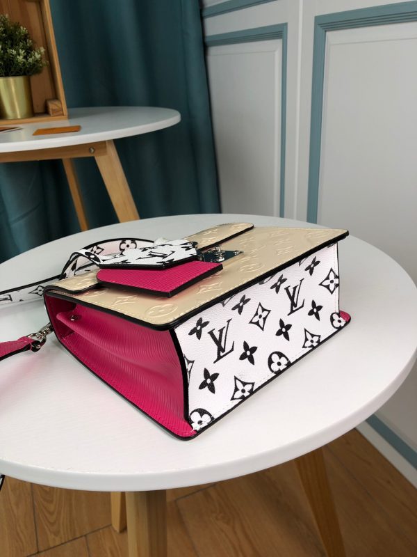 LOV2 Bags - Luxurious Bags  1313