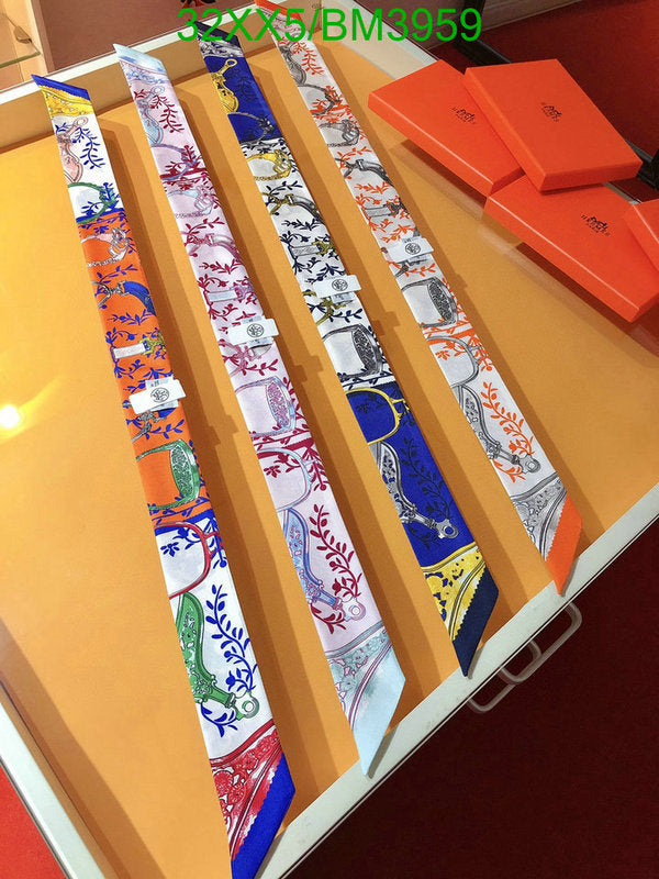 SAMC - HMS Scarves - 216