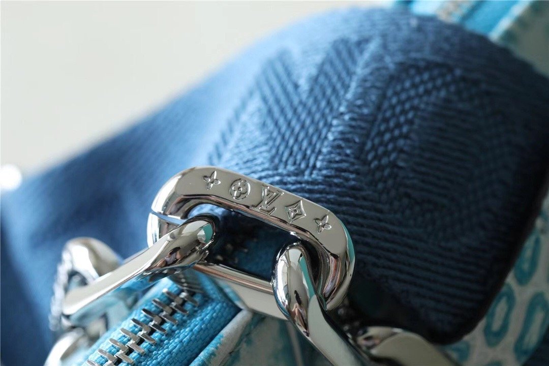 LV Coussin PM High Shiny Alligator Light Blue For Women,  Shoulder And Crossbody Bags 10.2n/26cm LVÃ‚Â 