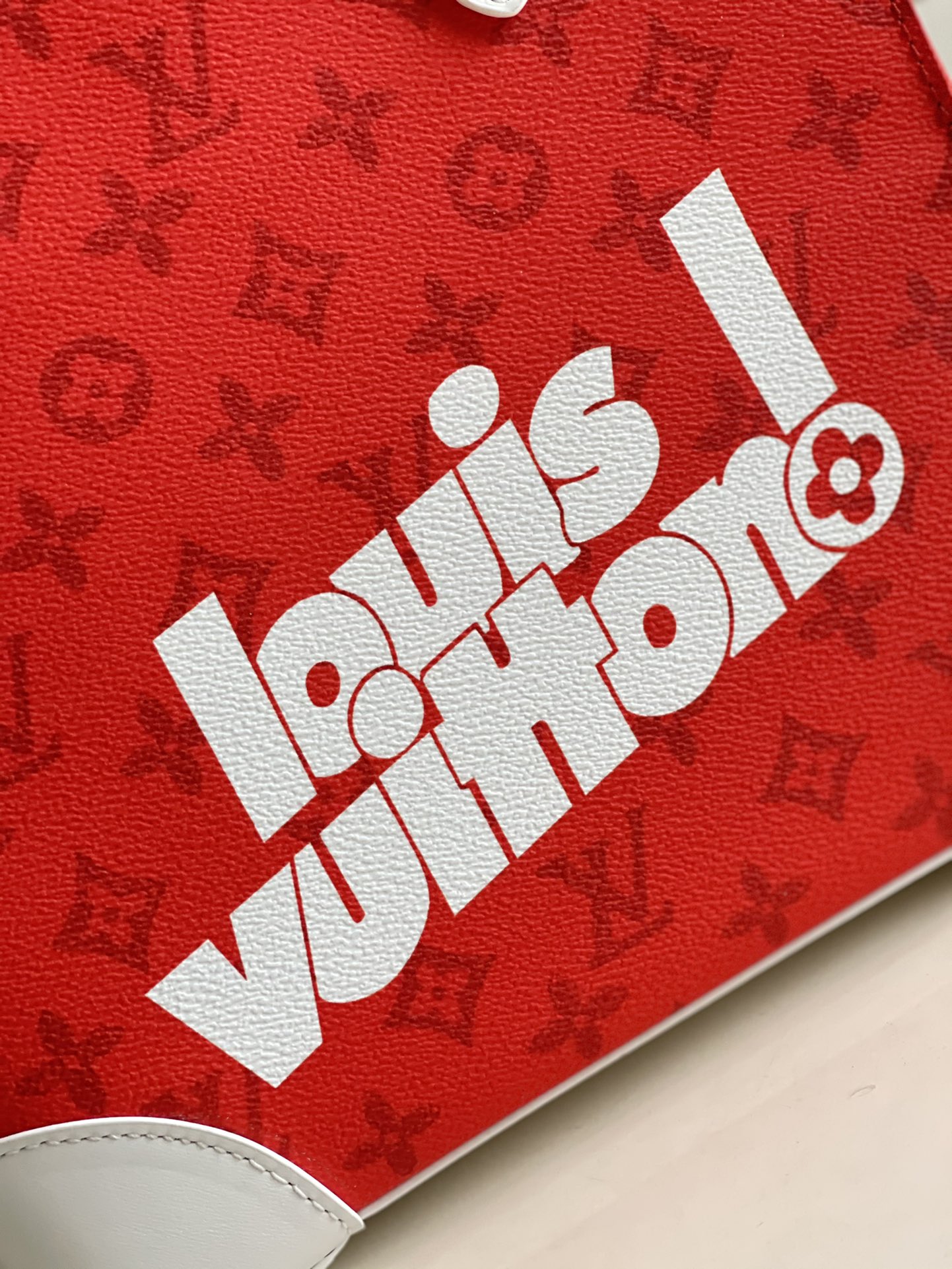 LV Litter Bag Vintage Monogram Canvas Red By Virgil Abloh For Men, MenÃ¢â‚¬â„¢s Bags, Shoulder And Crossbody Bags 9.4in/24cm LV