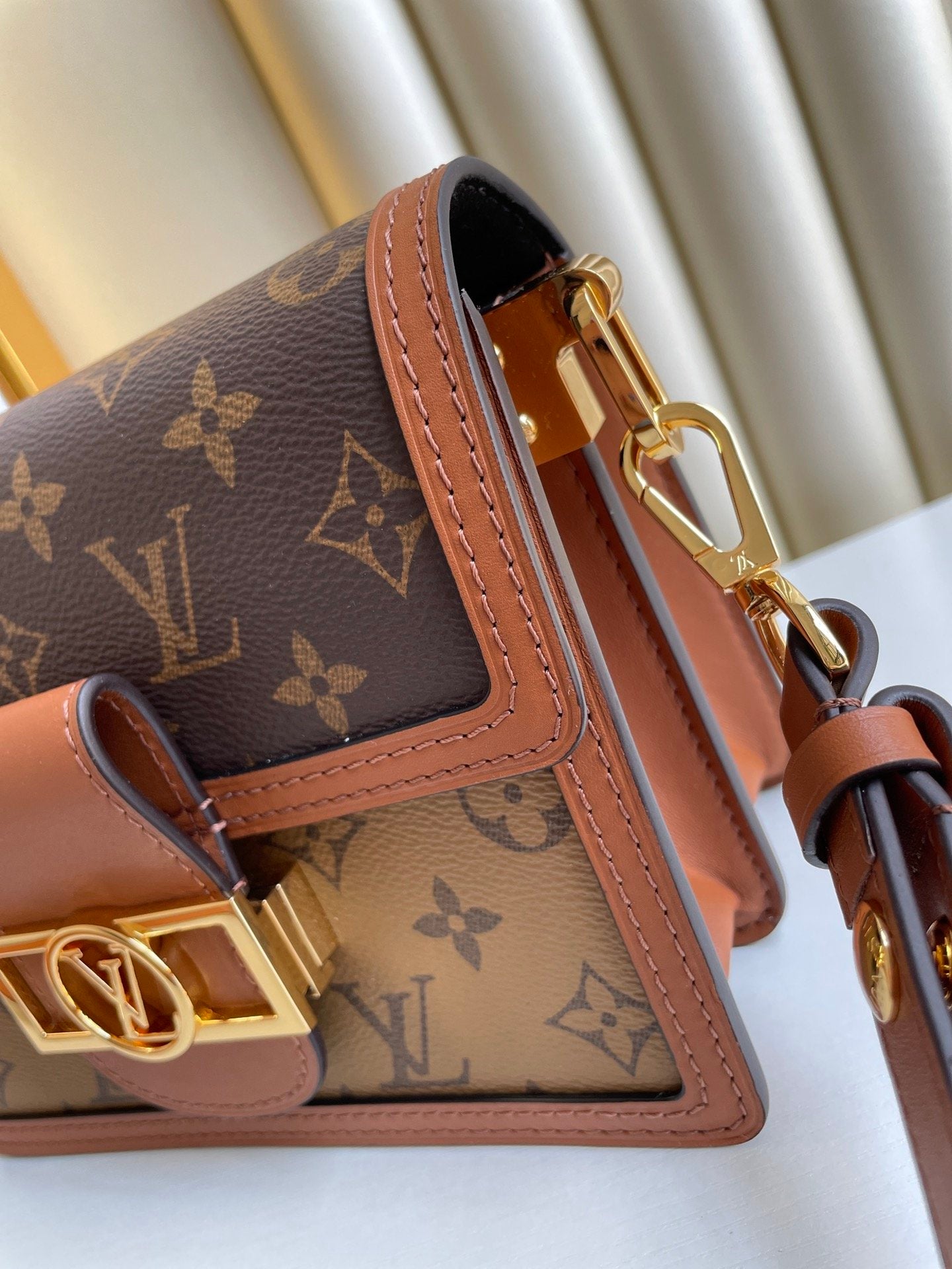 LV Mini Dauphine Monogram And Monogram Reverse Canvas By Nicolas GhesquiÃƒÂ¨re For Spring-Summer, For Women  Shoulder Bags 20cm LV M45959