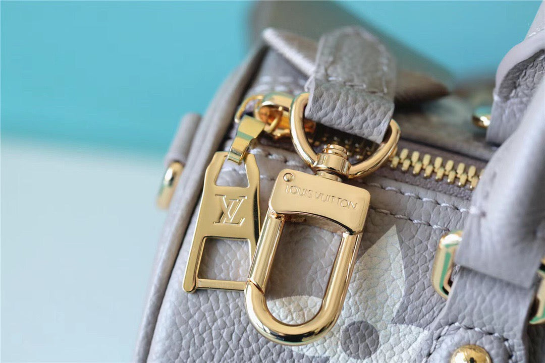 LV Papillon GLAMI Monogram Empreinte Tourterelle / Creme Beige For Women, WomenÃ¢â‚¬â„¢s Handbags, Shoulder Bags And Crossbody Bags 7.9in/20cm LV M46031