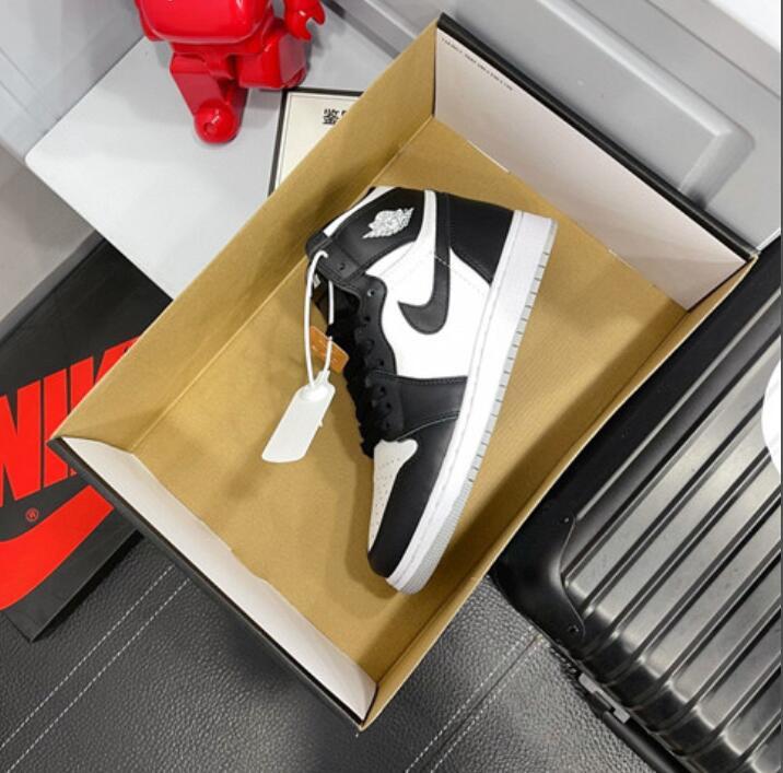 SAMC - NKE Shoes - 1620