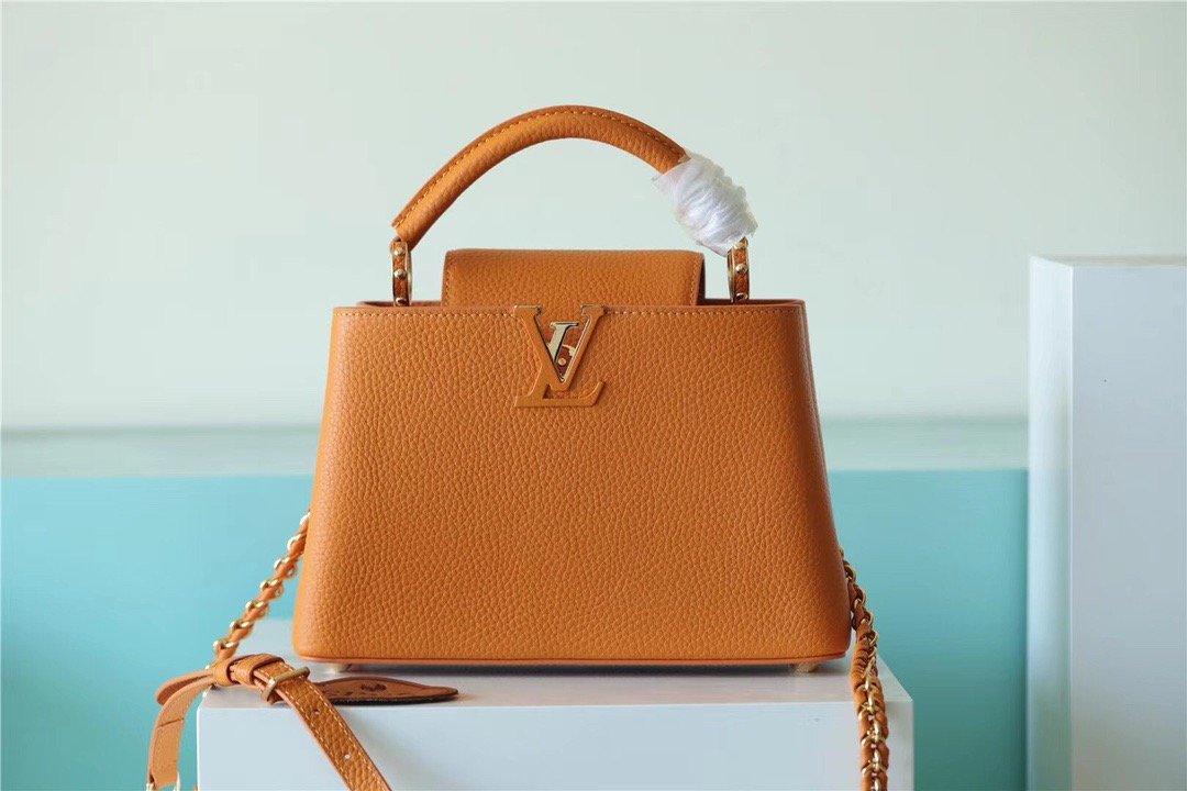 LV Capucines GLAMI Taurillon Jaune Sunbeam For Women,  Shoulder And Crossbody Bags 27cm/10.6in LVÃ‚Â 