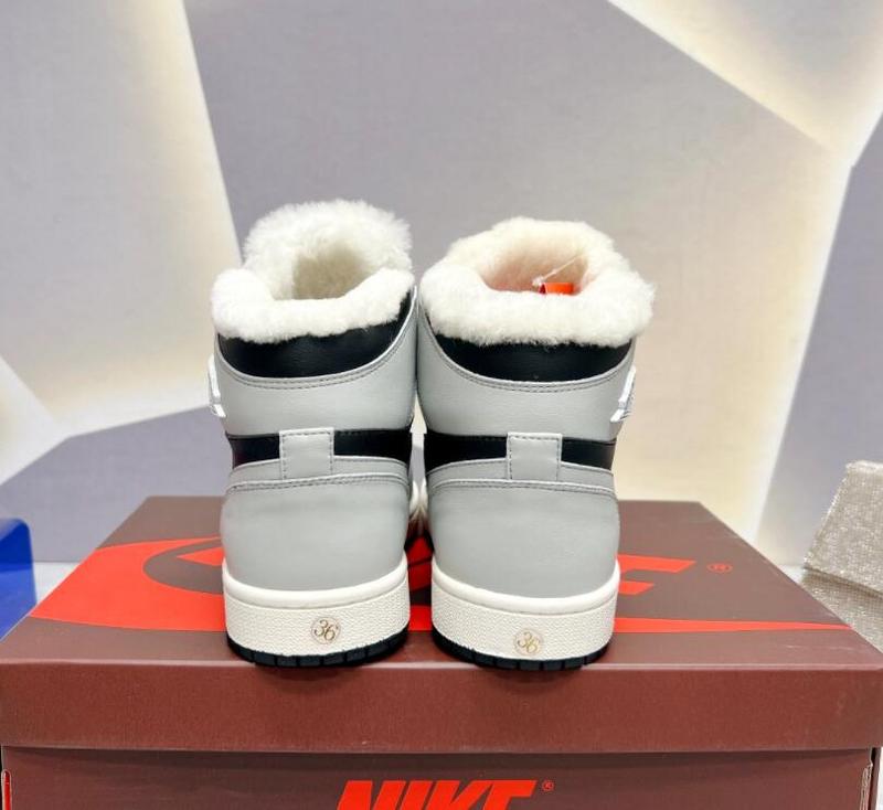 SAMC - NKE Shoes - 187