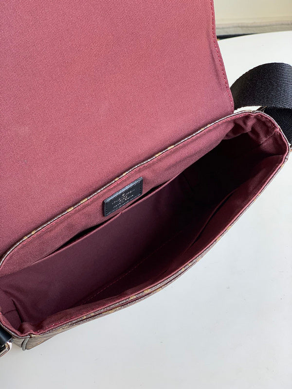 LOV2 Bags - Luxurious Bags  1244