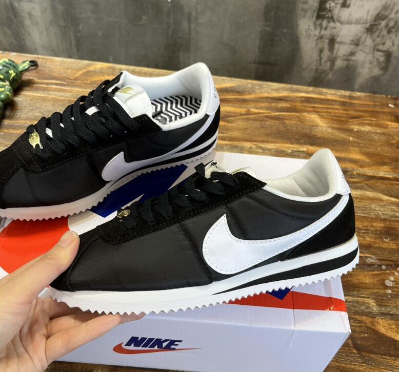 SAMC - NKE Shoes - 597