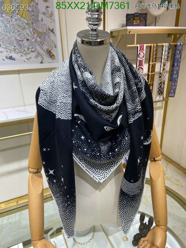 SAMC - HMS Scarves - 006