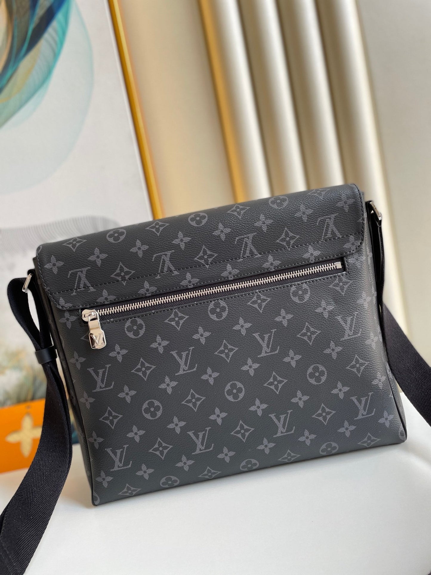 LV GLAMIstrict MM Monogram Eclipse Canvas For Men, Bags, Shoulder And Crossbody Bags 12.2in/31cm LV M44001