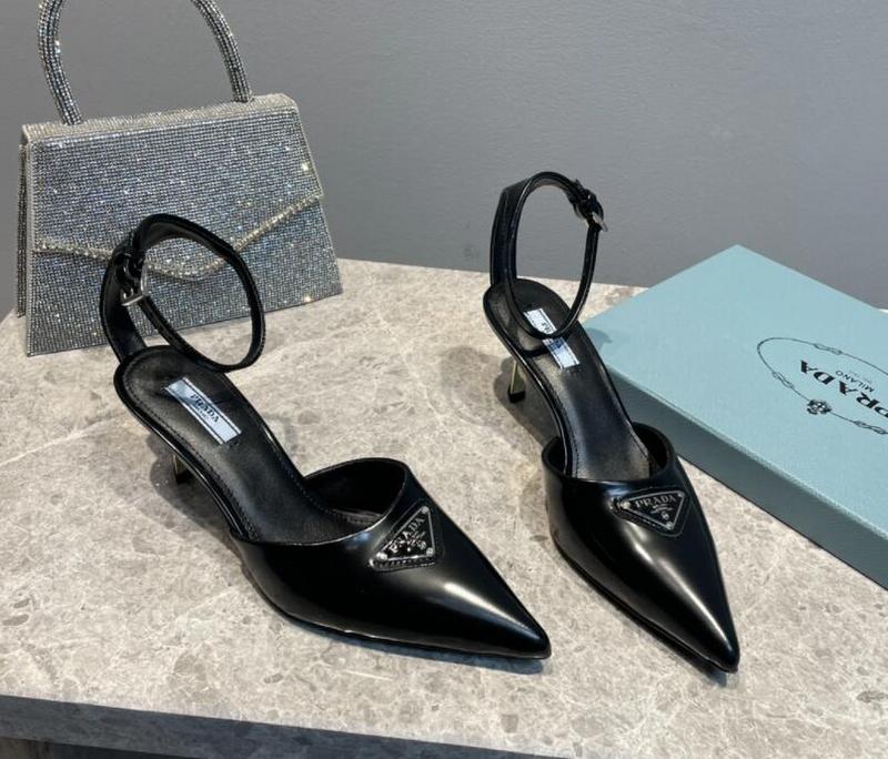 GlamyWomen Shoes - 270