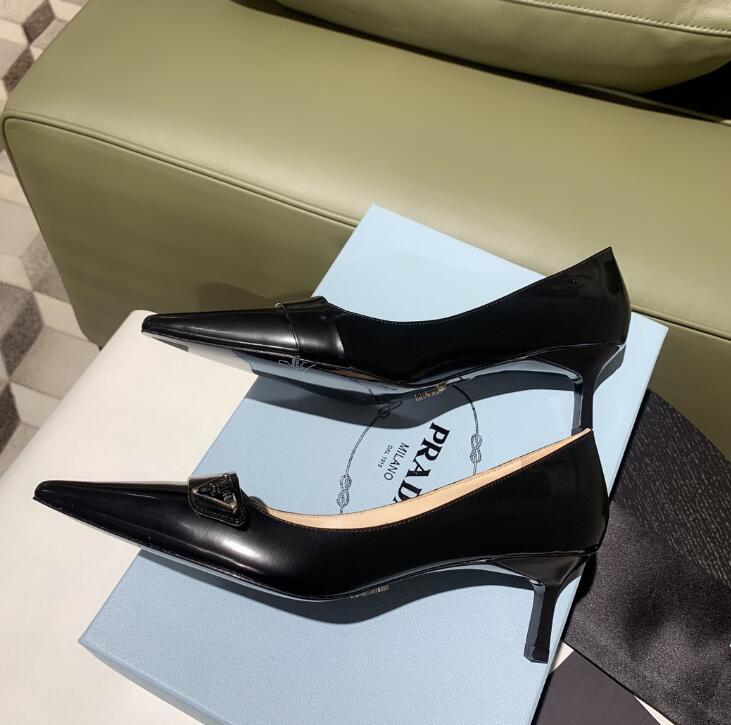 GlamyWomen Shoes - 739