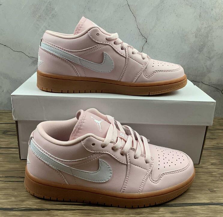 SAMC - NKE Shoes - 1484