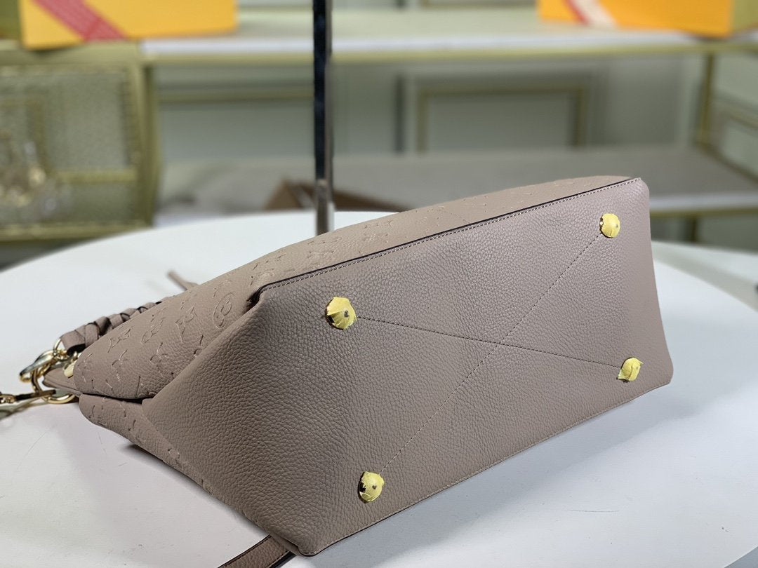 EN - New Arrival Bags LUV 112