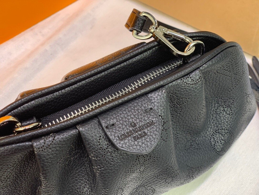 EN - New Arrival Bags LUV 122