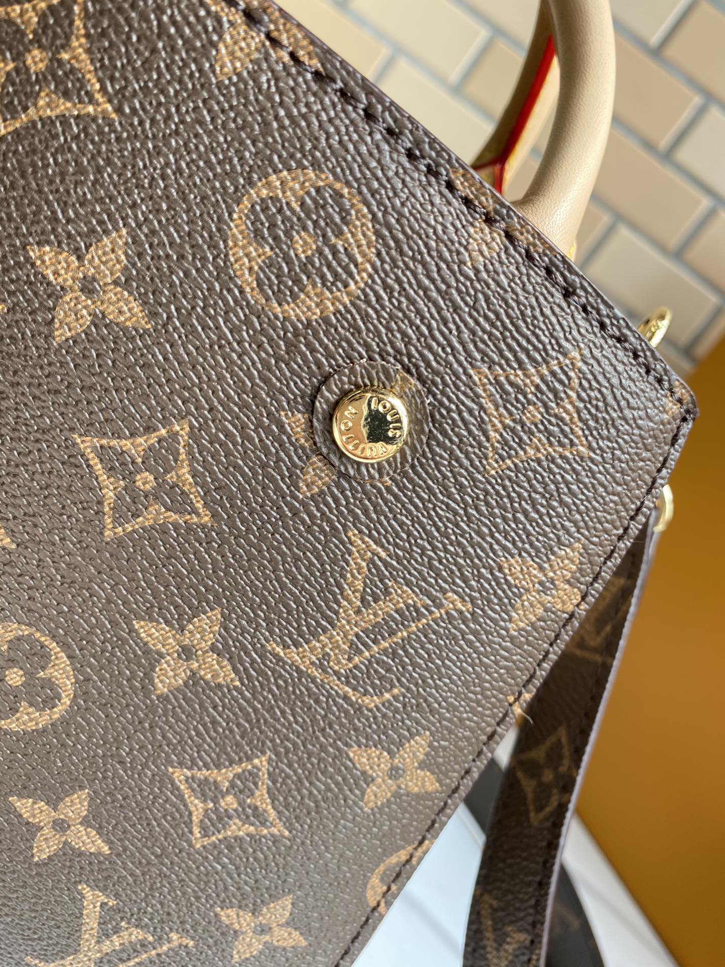 EN - New Arrival Bags LUV 102