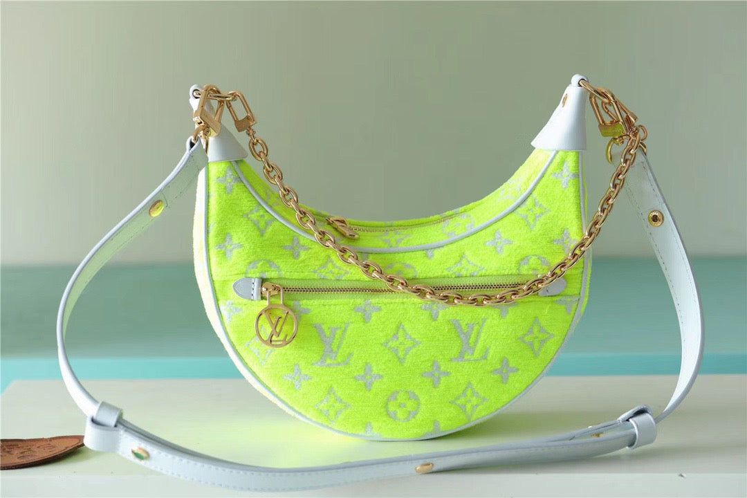 LV Loop Monogram Yellow For Women, WomenÃ¢â‚¬â„¢s Handbags, Shoulder Bags And Crossbody Bags 9.1in/23cm LV M81484